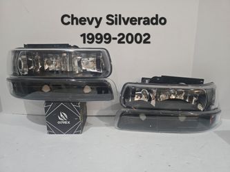 Chevy Silverado 1999-2002 Headlights