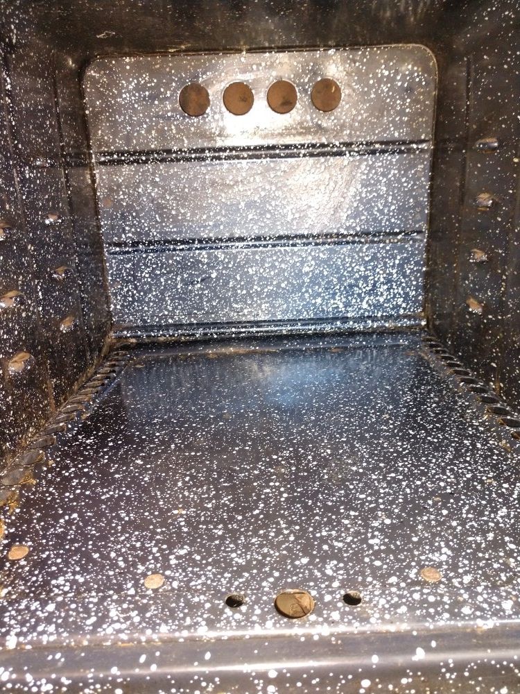 Vintage 1950 Wedgewood stove w/center griddle for Sale in Oracle, AZ