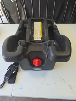 Graco-Baby Carseat Base! In good condition. $20