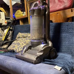 Dyson model DC 28 Air muscle