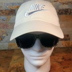 Nike Men's Futura Washed H-86 Adjustable Hat With Nike Swoosh Logo • Six Panel Design With Interior Taping For Comport • Embroidered Eyelets 