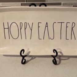 NEW RAE DUNN HOPPY EASTER PLATTER (STAND NOT INCLUDED)