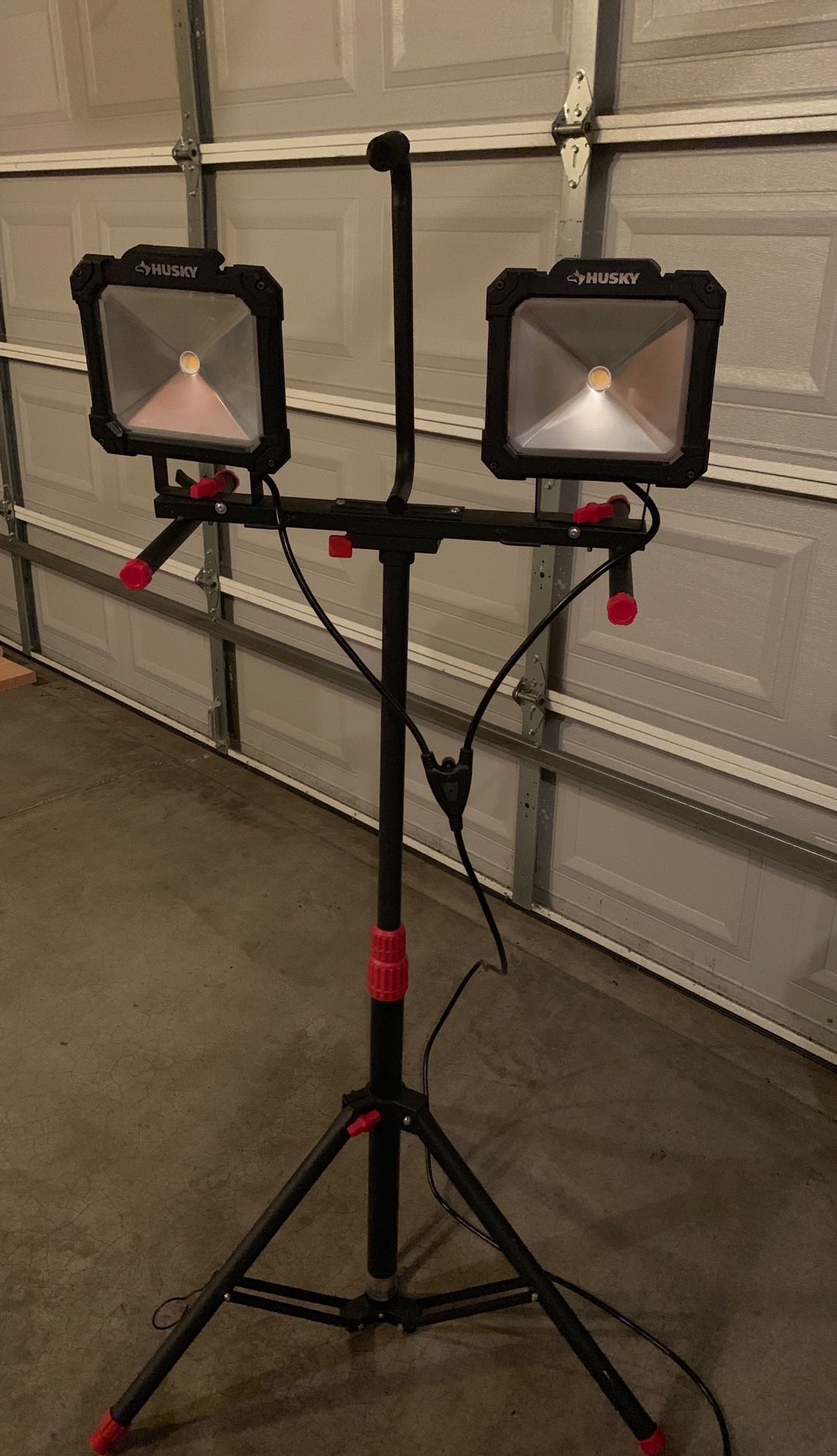 Tripod Work Light Twin LED 10K-Lumens