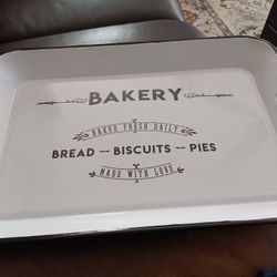 $10 Enamel White and Black Serving Tray. Perfect Condition 
18"x 12"