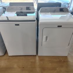 $1048(MSRP$2248, Save $1200) Maytag Washer and Electric Dryer Set