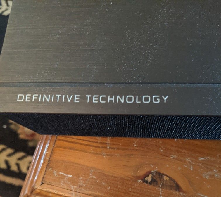 Definitive Technology Soundbar