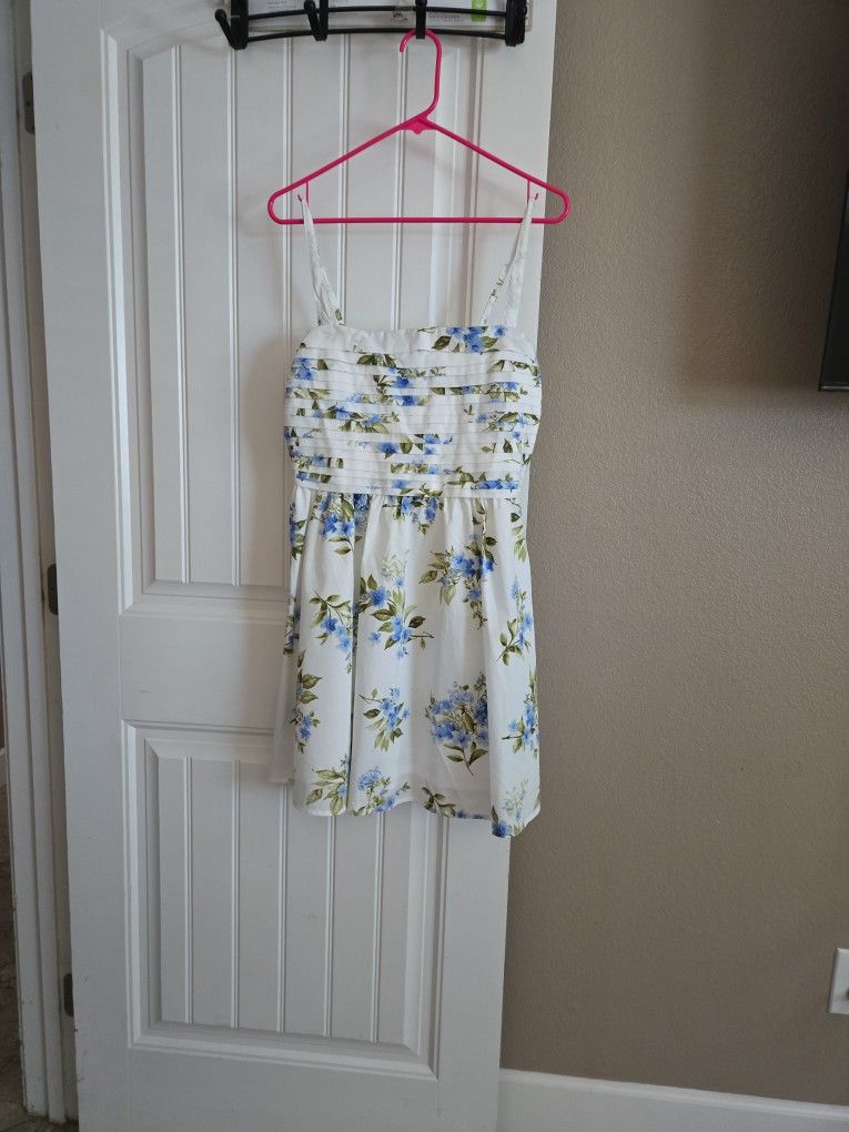 White Dress Size Large