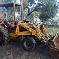 Case Backhoe Tractor.... TAKING OFFERS 