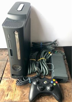 Microsoft Xbox 360 120GB Console Cables Controller