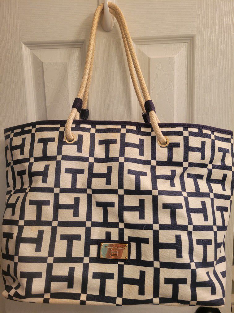 Tommy Hilfiger Canvas Tote