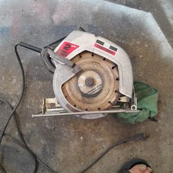 2 Horse Power Craftsman 7 1/4 Circular Saw 