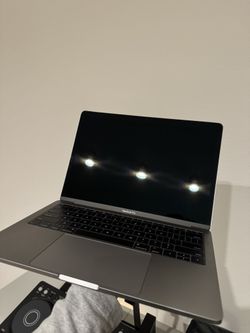 Macbook Pro 2017 13 inch
