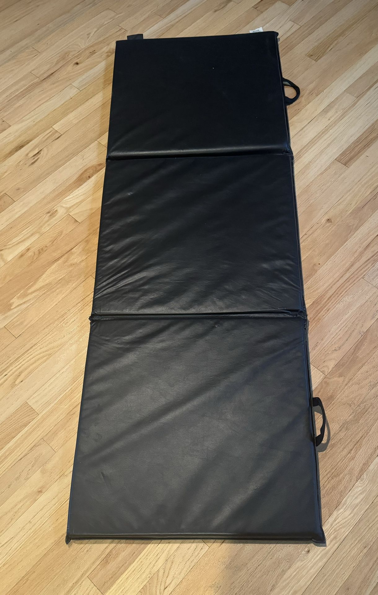 TKO 3' x 6' Tri-Fold Gym Folding Exercise Mat Excellant Condition