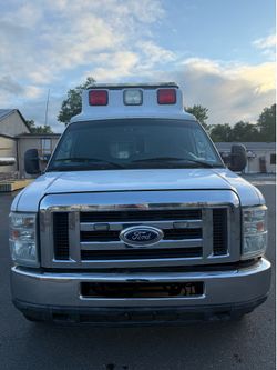 2015 Ford E-350
