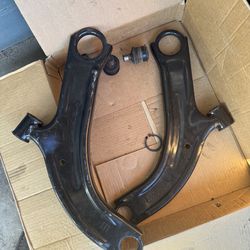 Lower arm control nissan sentra 2013