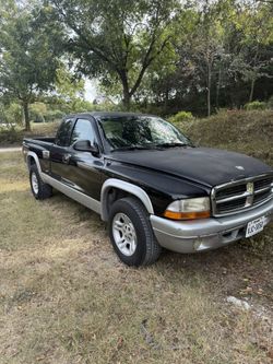 2004 Dodge  Dakota V8