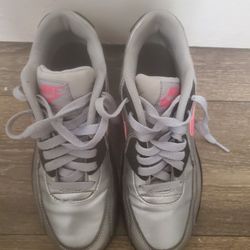 Nike Air Max 90 Size 5.5 Youth 