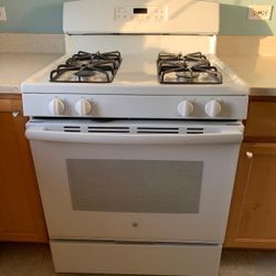 GE GAS STOVE 