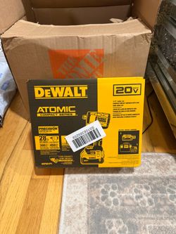 DEWALT ATOMIC 20V MAX Lithium-Ion Brushless Cordless 1/2 in. Variable Speed Impact Wrench Kit with 5 Ah Battery and Charger
