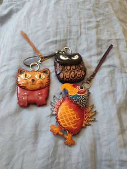 Leather coin pouch
