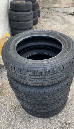 Set of tires 225/65/17