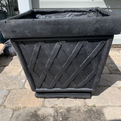 Large Thick Fiberglass Flower Pot W/ Basket weave Pattern On All Sides, Has Drain Hole, Flat Black, Holds Large Amount Of Plants Or Small Shrubs