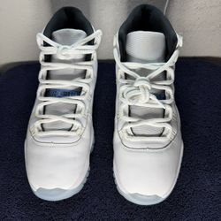 JORDAN 11 Legends Size 10.5 Men 
