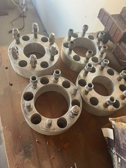Six. Lug Adapters,
