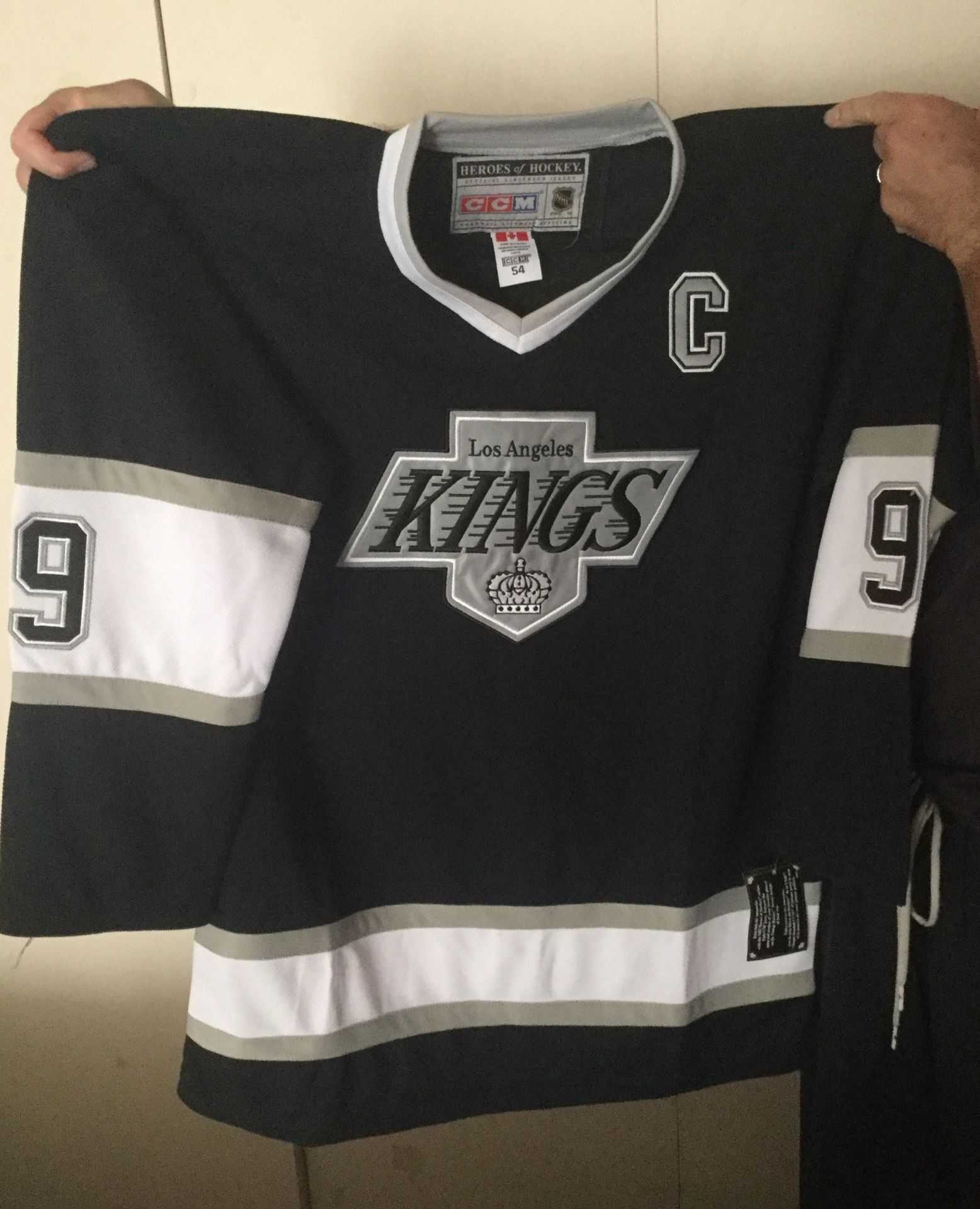 LA Kings Jersey Vintage Gretzky Brand New Sizes Small and Medium Available Today (SHIPPING OR PICKUP)