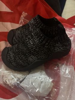 Brand New 5c Slip Ons