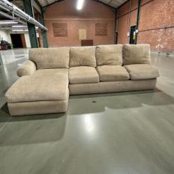 Jeromes Sectional Sofa