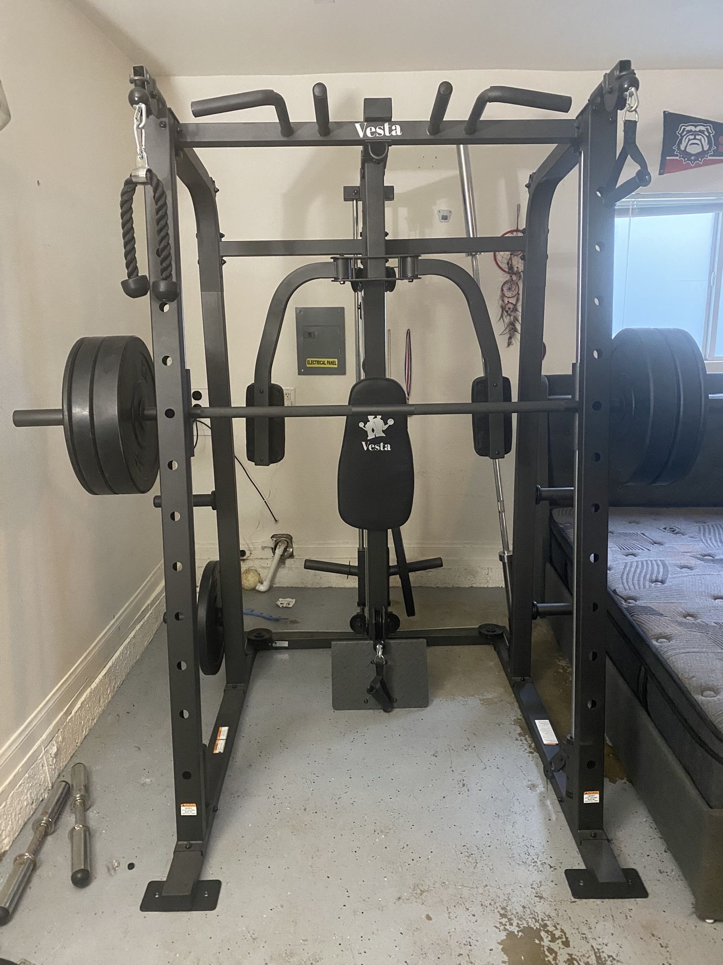 Home Gym / Smith Machine