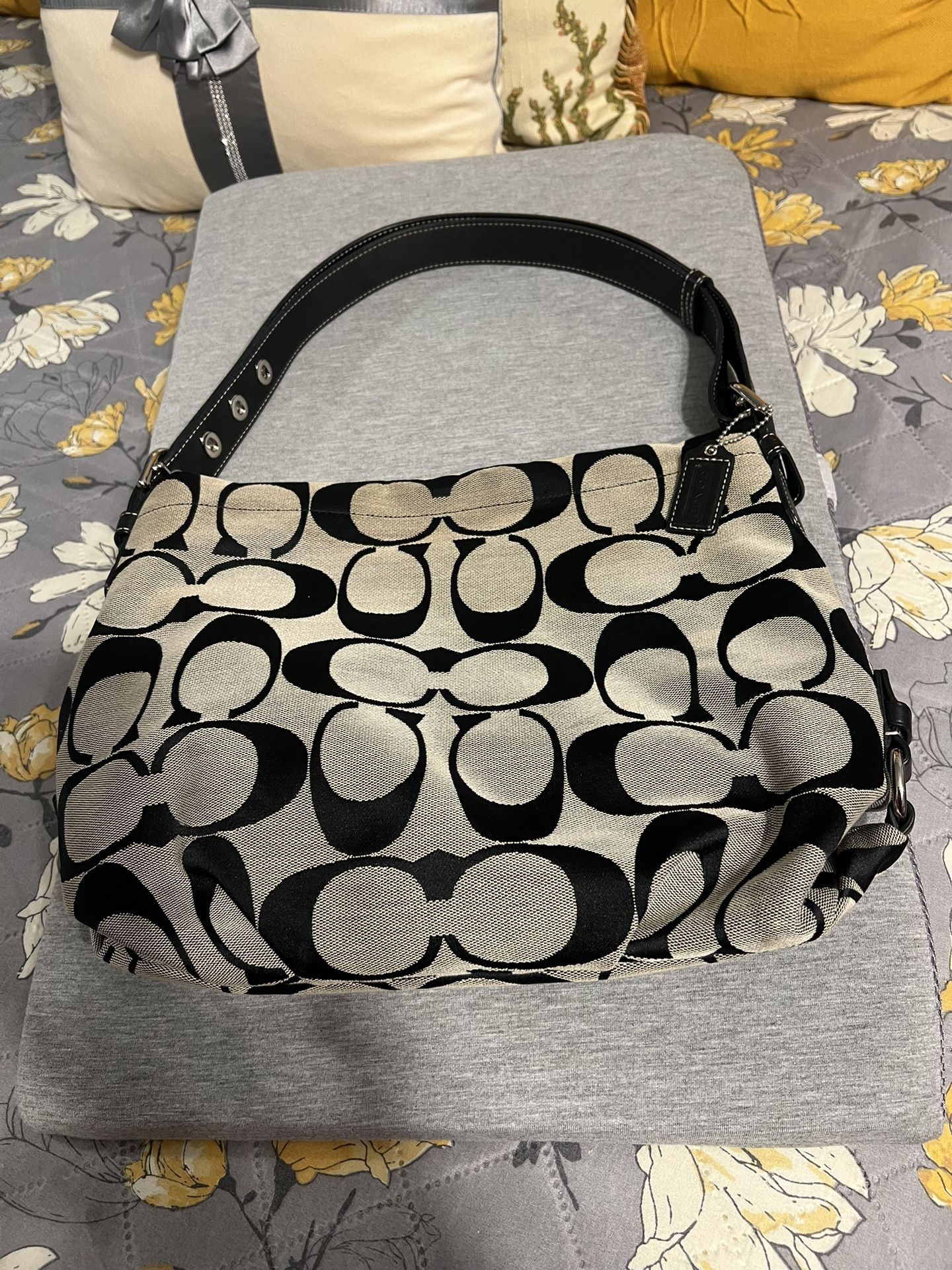 Coach Signature Bag