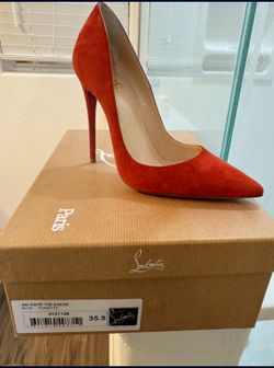 Authentic Used Louboutin Woman Heels - Red Bottom Size 35.5 - 150$