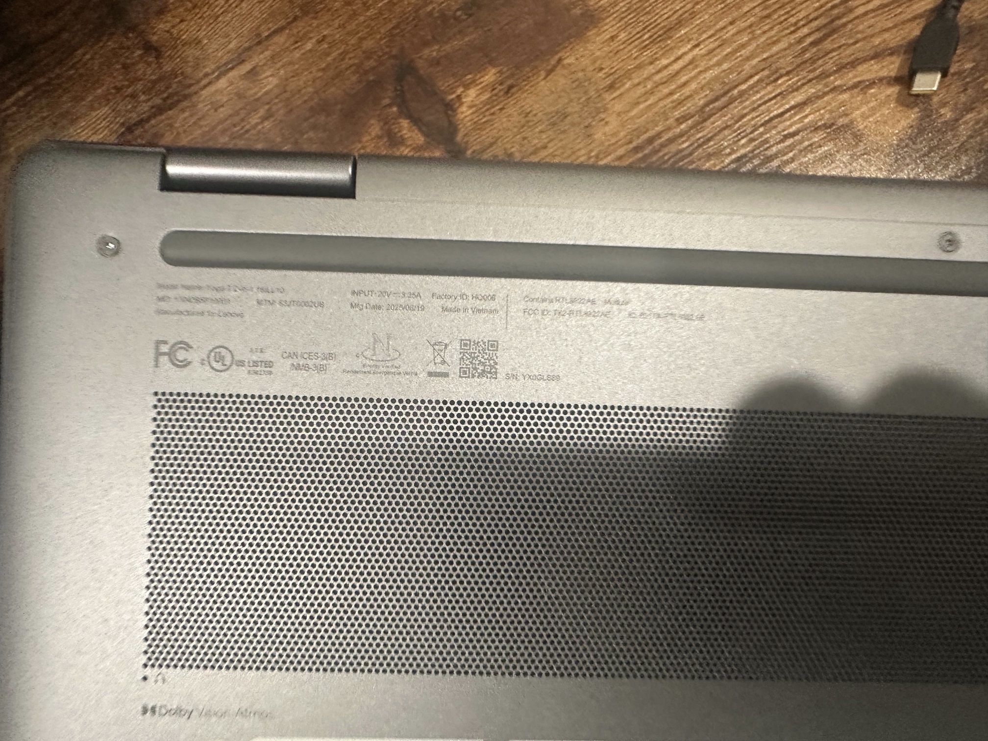 Lenovo Yoga  7i 2-in-1  Model 83JT0002US