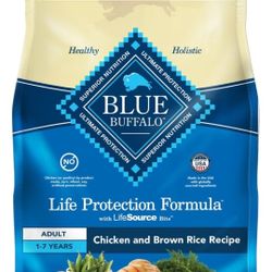 Blue Buffalo Life Protection Formula Chicken & Brown Rice Recipe Adult Dry Dog Food 5lb Bag
