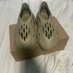 Adidas Yeezy Foam Runner