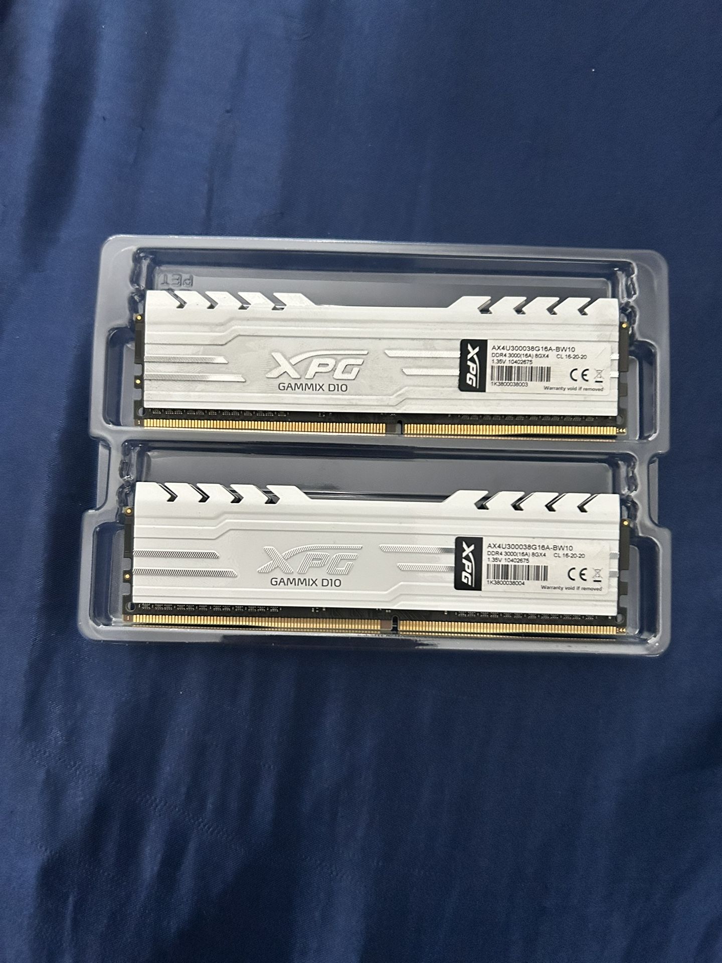 XPG 16 GB of ram (2x8)