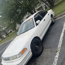 1996 Ford Crown Victoria