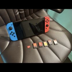 Switch OLED - No Games / Case Included