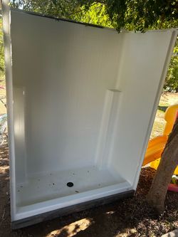 Shower stall with glass doors