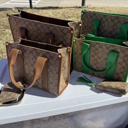 Coach Tote Set