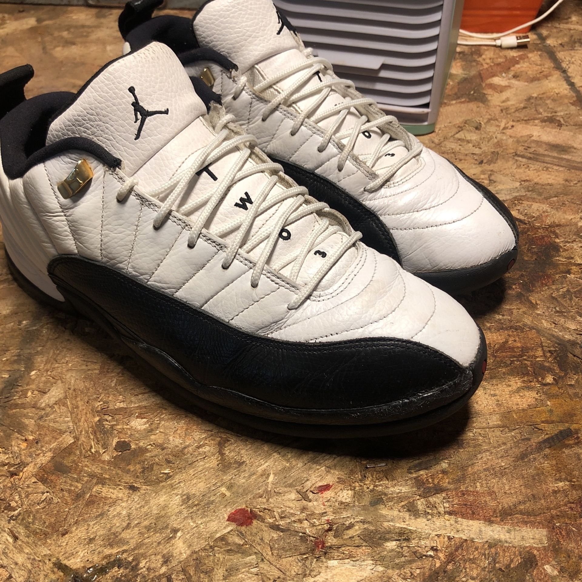 Jordan 12 Taxi Low