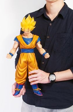 18” Inch Tall HUGE Gigantic Series Goku Super Saiyan 4 Original Color – My  Collectible Collections