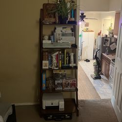 Wall shelf