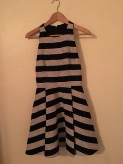 Alive + Olivia Chase Pleat dress in black and silver SZ 6