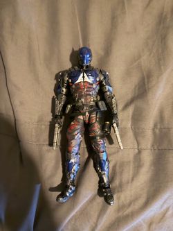 LPZZ toys arkham knight