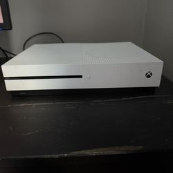 Xbox One S (Controller Included)