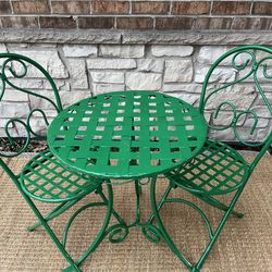 Metal garden/patio bistro set