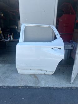 2018-2023 Chevrolet Chevy Traverse Left Rear Door OEM